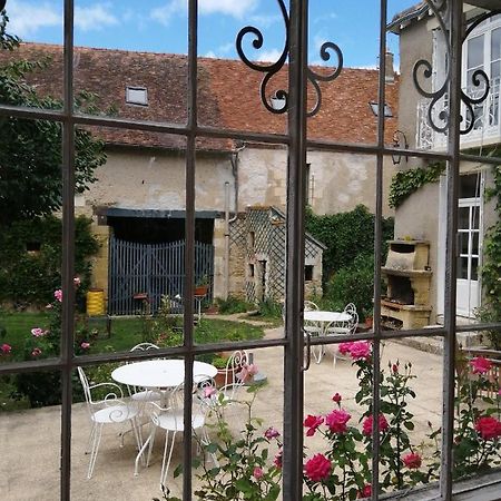 Le Relais Des Roses- Chambres D'Hotes Vatan Exteriör bild